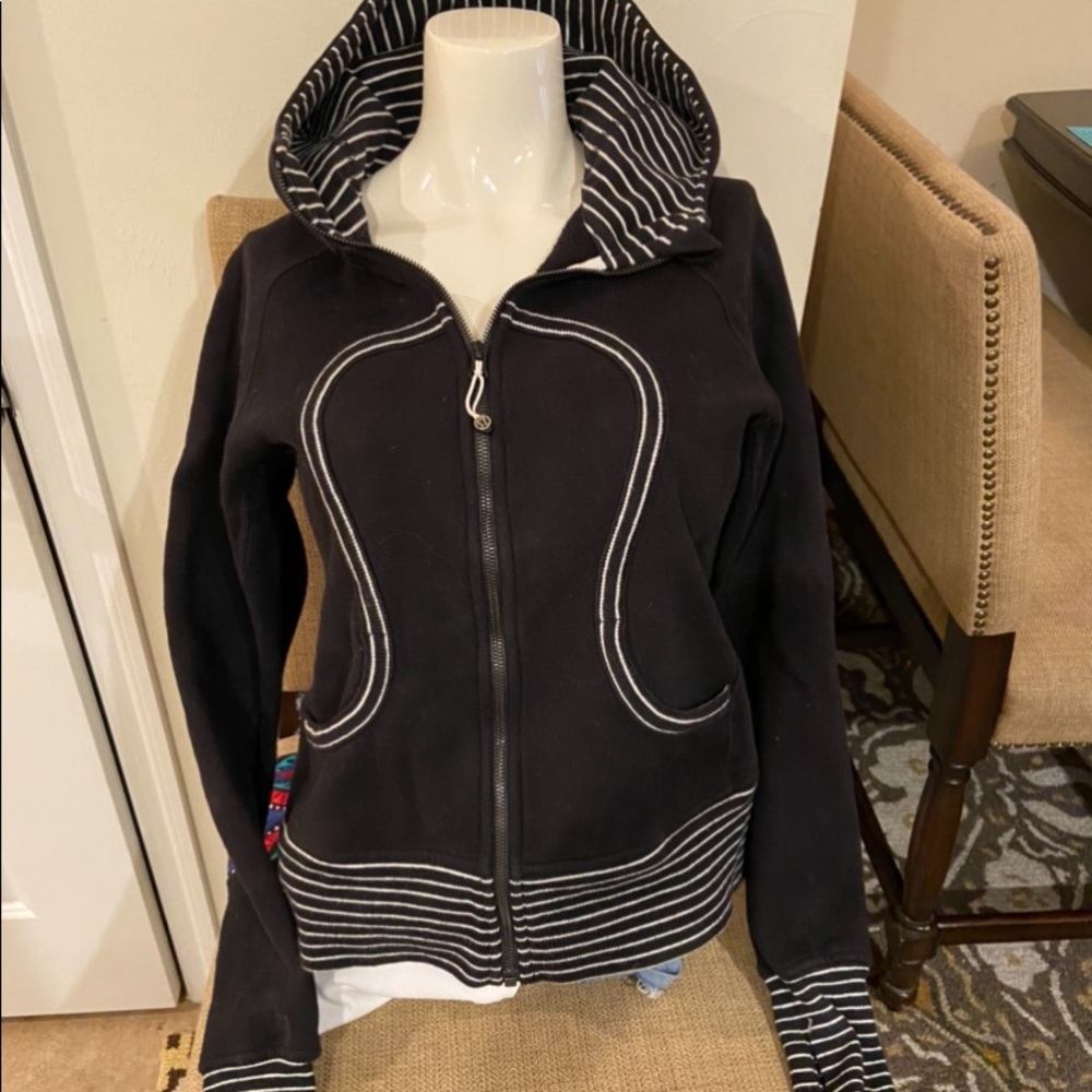 Lululemon scuba zip up hoodie